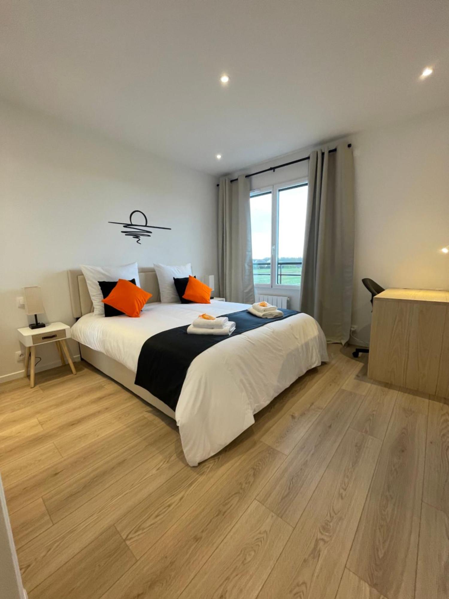 Sunset Cocoon T2 46M2 Proche Centre Ville Villejust Esterno foto